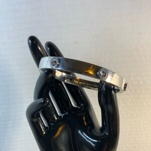 Kate Spade Women’s Metallic Spot the Spade Hinged Bangle Silver-Tone